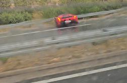 Najzmogljivejši ferrari končal v ograji