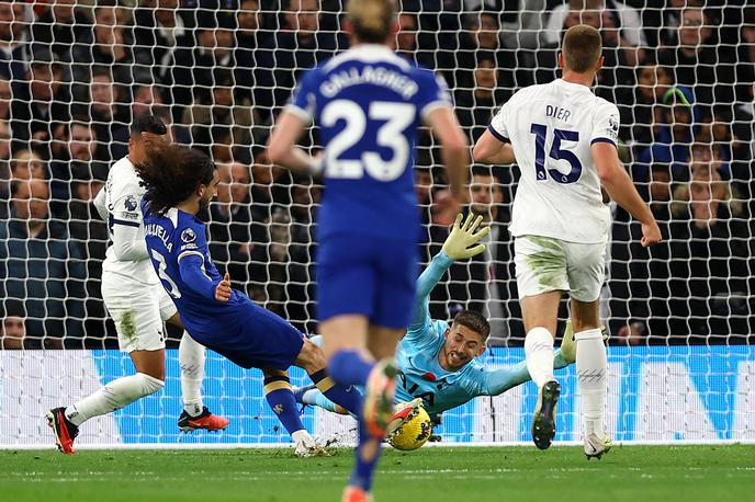 Tottenham - Chelsea | Tottenham je v derbiju kroga pokleknil pred Chelseajem, | Foto Guliverimage