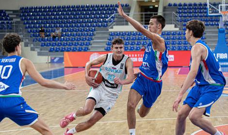 V živo: mladi Slovenci v boju za bron #prenos