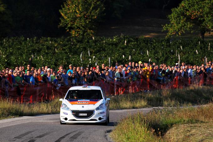 "Lepo je bilo dirkati pred tako veliko gledalci," je povedal tretjeuvrščeni Rok Turk. | Foto: WRC Croatia