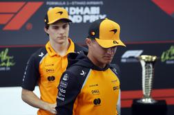 Kako nerodno! Vroče vprašanje, pa nista vedela, kako odgovoriti.