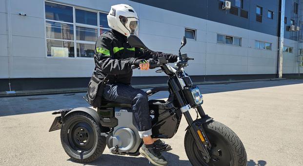 Preplet skuterja in motocikla? Pri BMW imajo zanimivo rešitev. #foto