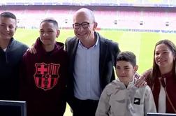 Fant, ki je tvegal življenje za sošolce, častni gost Barcelone #video