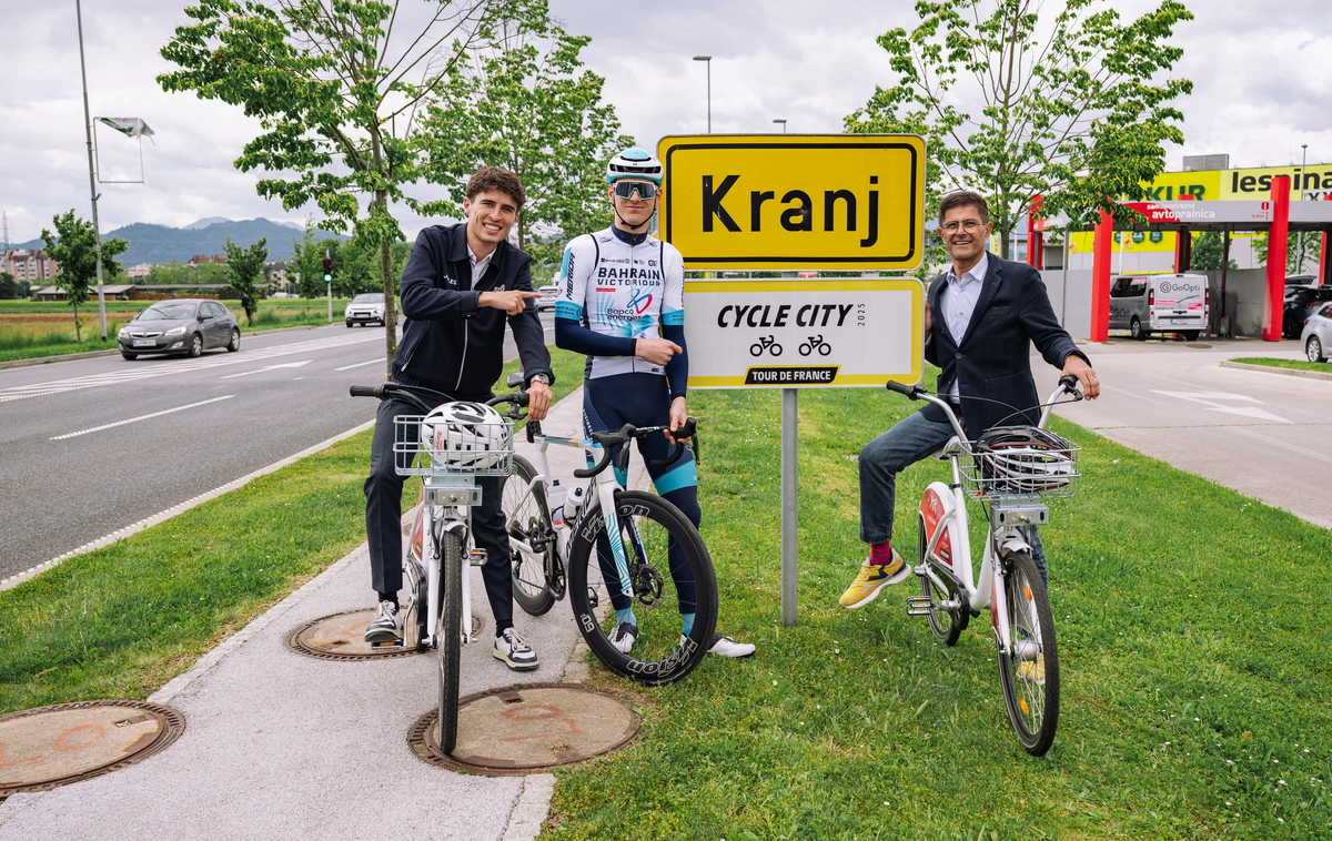 Kranj Matej Mohorič | Kranj je od organizacije A.S.O., pod okriljem katere poteka Dirka po Franciji, prejel naziv kolesarsko mesto (fr. Ville à vélo).  | Foto Primož Pičulin