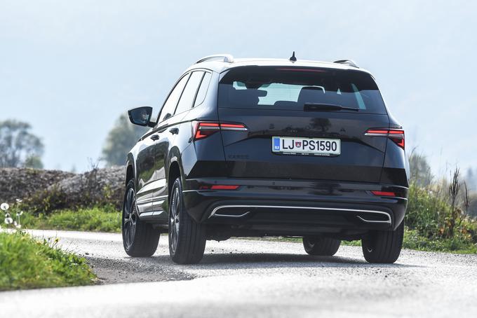 Pri vrhu ocene vozil po primerljivi ceni je bila tudi poleg mazde CX-30, hyundaija tucsona in seata atece tudi škoda karoq. | Foto: PRIMA