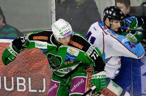 Ryan in Pratt ostajata v Szekesfehervarju