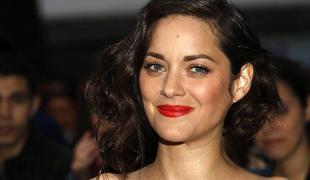 Marion Cotillard s svojo torbico