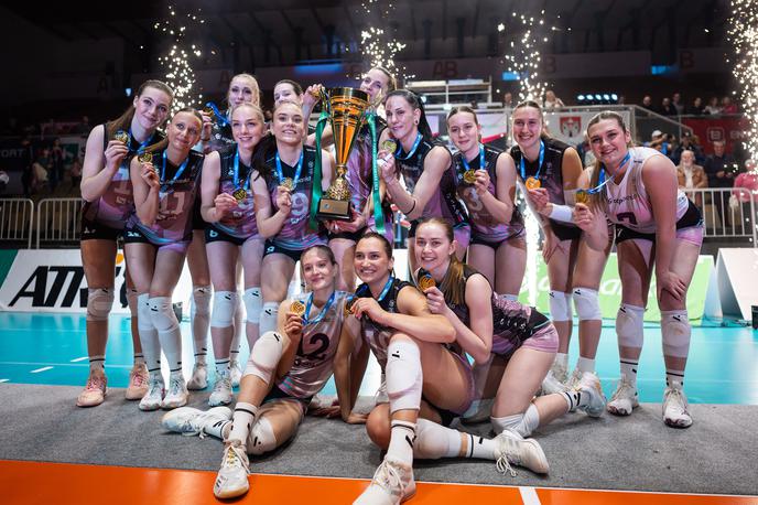OTP Banka Branik : Calcit Volley | Mariborčanke so izkoristile prvo zaključno žogo za naslov državnih prvakinj. | Foto Jure Banfi