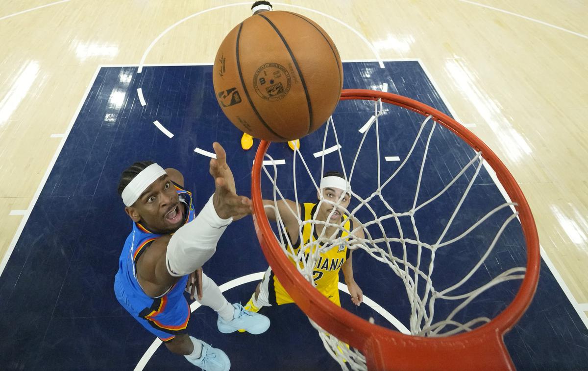 Shai Gilgeous Alexander | Shai Gilgeous Alexander je zablestel v zadnji četrtini srečanja v Indianapolisu in popeljal OKC do še kako dragocene zmage. | Foto Reuters