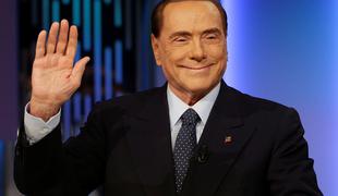 Berlusconi lahko spet opravlja javne funkcije