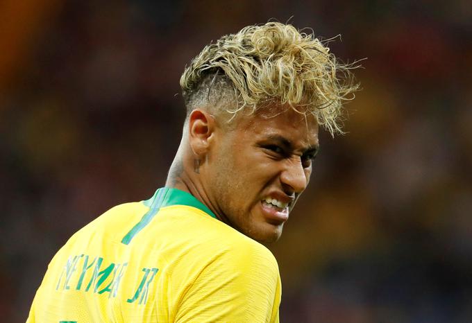 Neymar se je poslovil od svetlih las, s katerimi se je predstavil v uvodu SP 2018. | Foto: Reuters