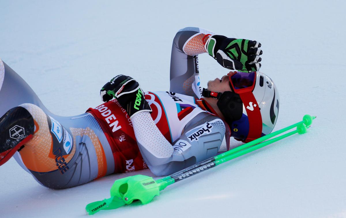 Henrik Kristoffersen | Henrik Kristoffersen čaka na dodatne preglede. | Foto Reuters