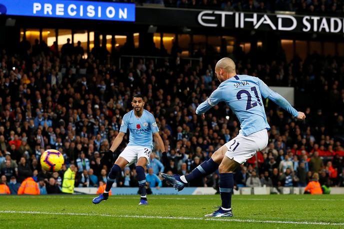 David Silva | David Silva si je na derbiju proti Chelseaju poškodoval stegensko mišico. | Foto Reuters