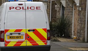 V Veliki Britaniji zaradi priprave terorističnega napada prijeli 14-letnika