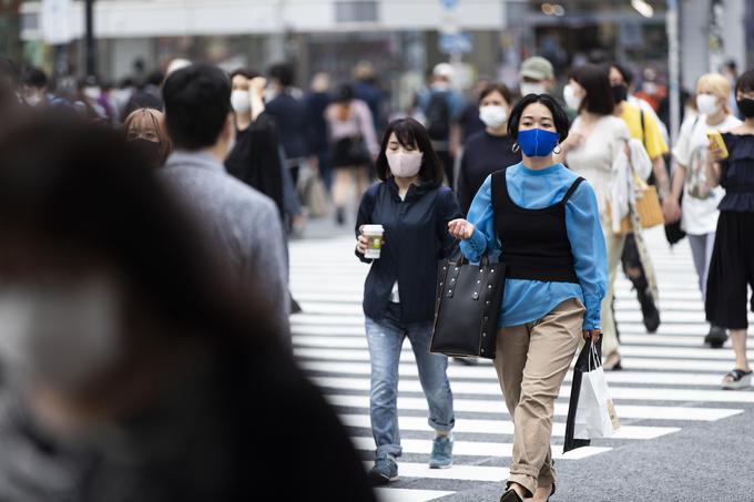 "Ko sem prvič prišla na Japonsko, je denimo 20 odstotkov ljudi nosilo maske, kar se mi je takrat zdelo nenavadno, danes pa človeka brez maske skorajda ne vidiš, tako zunaj kot v zaprtih prostorih. To je ukrep, ki ga spoštujejo vsi, skoraj brez izjeme." | Foto: Guliverimage/Vladimir Fedorenko