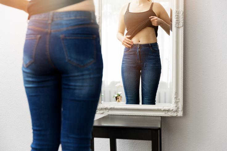 Ste videti vitkejši, teža pa vam je zrasla? To je povsem normalno. | Foto: Thinkstock