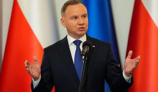 Poljski predsednik napovedal veto na subvencije za javne medije