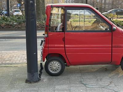 Amsterdam izza volana: avtomobil tu ni več samoumeven – in ne več glavni