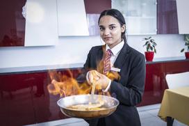 CPI, poklici, strežba, Nina Horvat