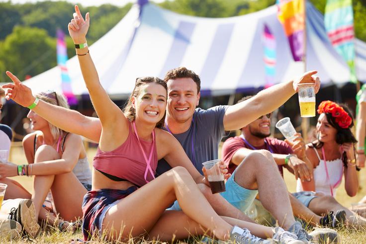 Festivale lahko najdemo skoraj kjerkoli, ponujajo pa nam druženje, zabavo in glasbo po našem okusu. | Foto: Thinkstock