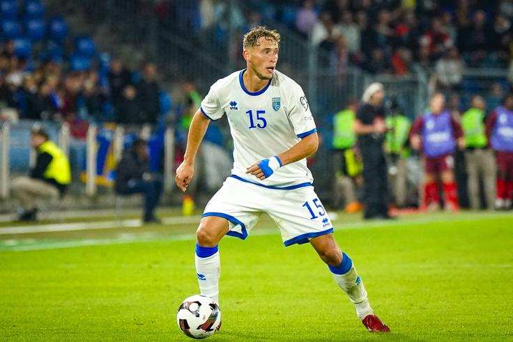 "Poznamo sposobnosti Slovenije, zato se zelo dobro pripravljamo. Igrali bomo kot v finalu in šli bomo na tri točke," pravi Mergim Vojvoda. | Foto: Guliverimage