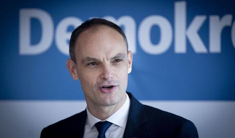 Logarjevi Demokrati leto po ustanovitvi v razgrnitev volilnega programa