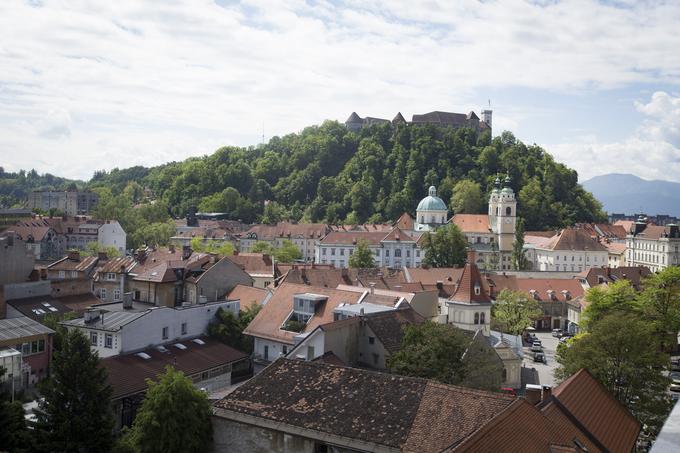 V Ljubljani je vsako leto več turistov, lani je prestolnico obiskalo skoraj 730 tisoč ljudi. | Foto: Bojan Puhek