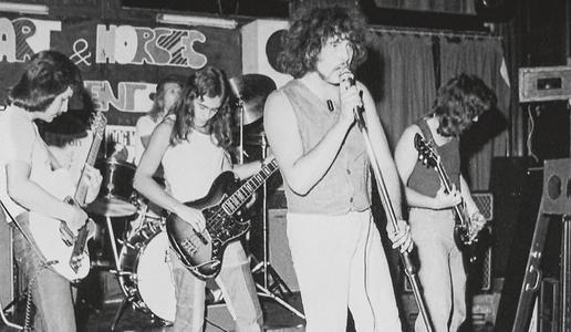 Umrl prvotni pevec skupine Iron Maiden