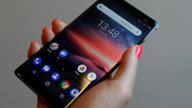Se bodo zaradi tega za večino Slovencev podražili telefoni?