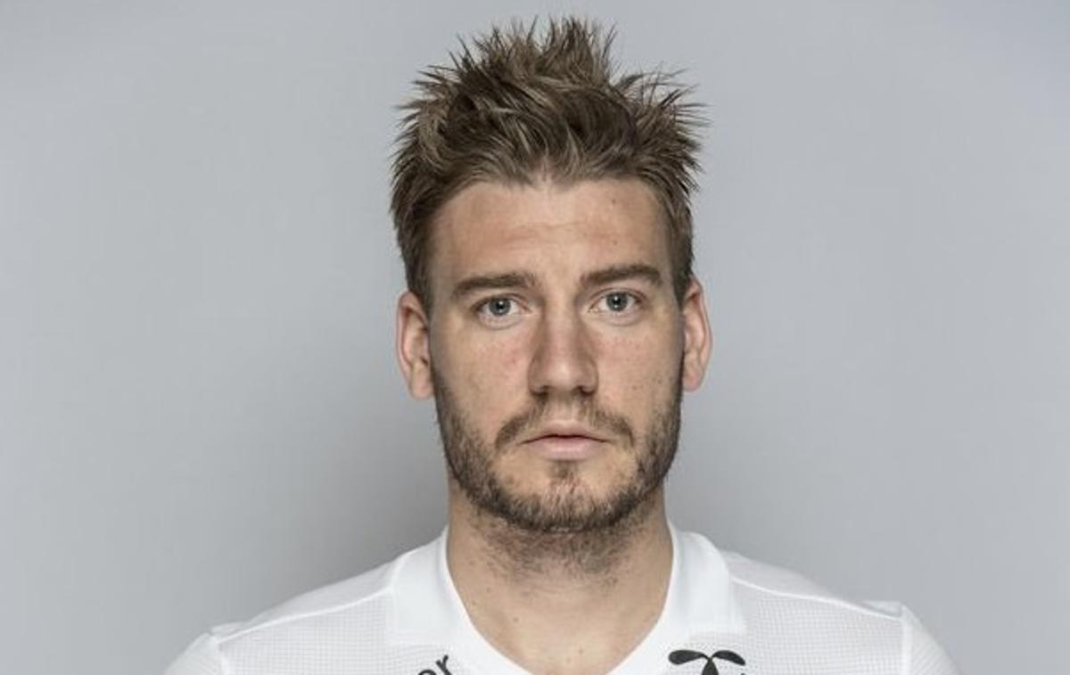 Nicklas Bendtner | Nicklas Bendtner bo kazen odslužil doma na Danskem. | Foto Reuters