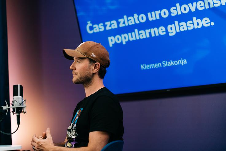 Njegov glavni projekt zadnjih let je glasbena kariera, ki jo je ovenčal z albumom The Golden Hour. | Foto: Jan Lukanović
