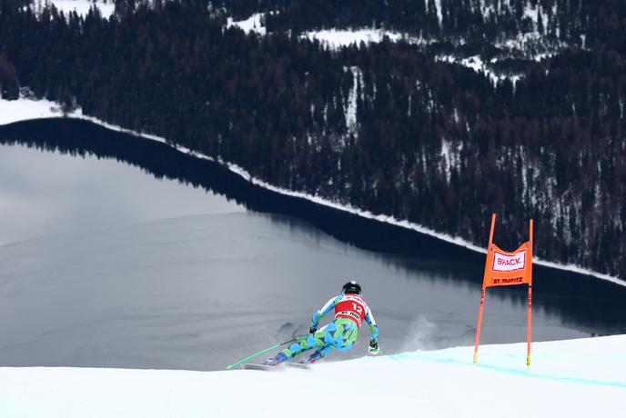 V živo: kaj bo po uvodni zmagi pokazala Vonn? Ilka Štuhec edina Slovenka na štartu.
