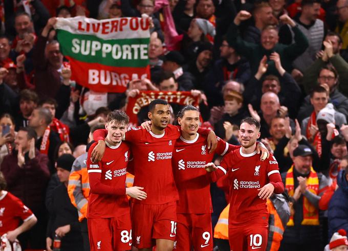 Liverpool je s pričakovano zmago nad Sheffieldom znova prevzel vodstvo na lestvici. | Foto: Reuters