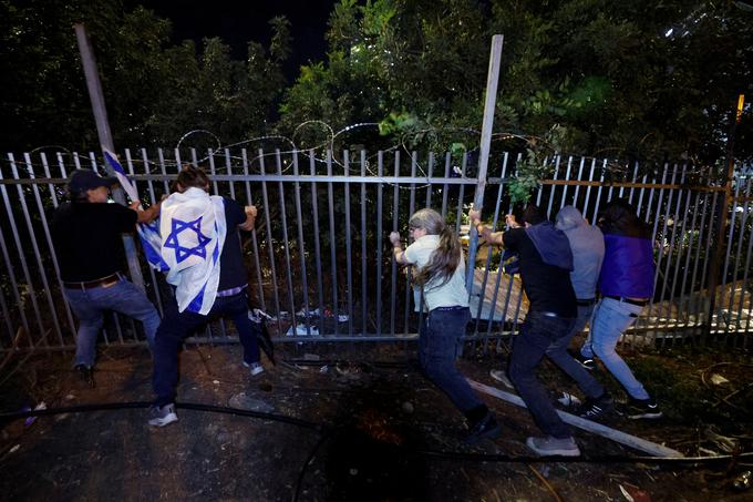 Protesti v Izraelu | Foto: Reuters