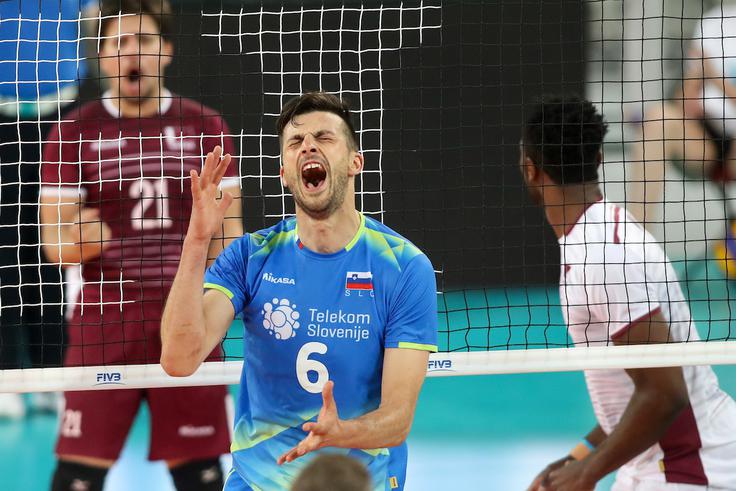V Sloveniji vlada mišljenje, da je, če se ukvarjaš s čim drugim kot nogometom, to praskanje po zadnjici. | Foto: Morgan Kristan / Sportida