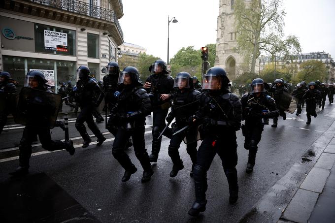 policija, protesti, Pariz | Foto: Reuters