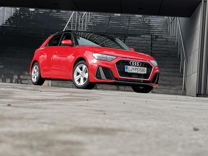 A1 je najmanjši Audijev model, ki je pri nas na voljo za ceno od 20 tisoč evrov dalje. | Foto: Gašper Pirman
