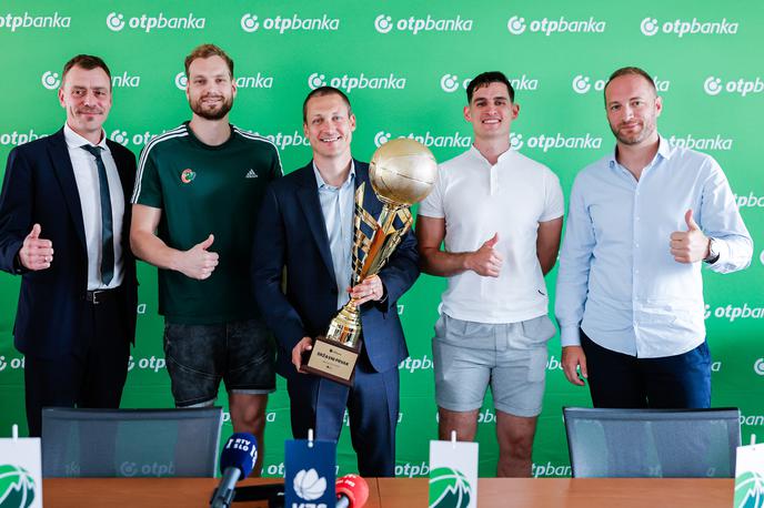 finale Cedevita Olimpija Krka | Za pokal se bosta merili Cedevita Olimpija in Krka. | Foto Aleš Fevžer
