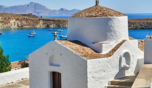 Turisti se vračajo v Grčijo