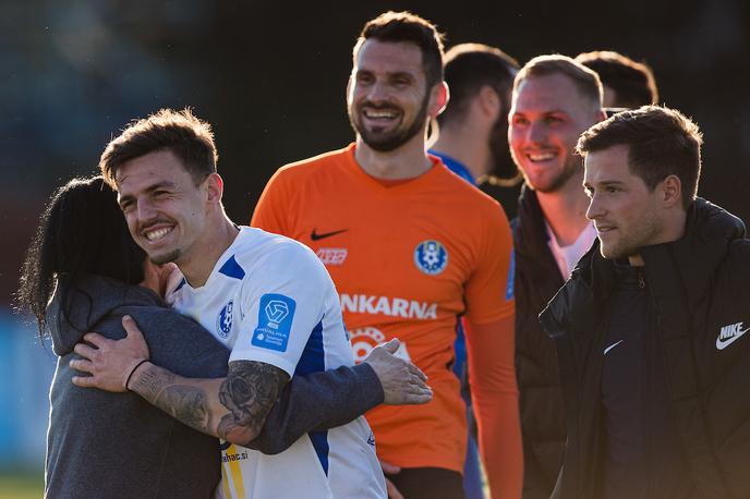 Triglav Celje | Celjani so se v Kranju še drugič v tej sezoni znesli nad Triglavom. Zmagali so kar s 5:0. | Foto Grega Valančič/Sportida