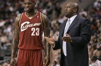 Mike Brown trener leta v ligi NBA