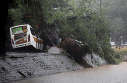 Hudo neurje v Riu de Janeiru terjalo smrtne žrtve #foto #video