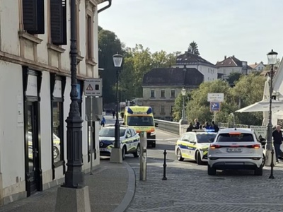 Središče Novega mesta ves dopoldan zaprto. Poteka intervencija.