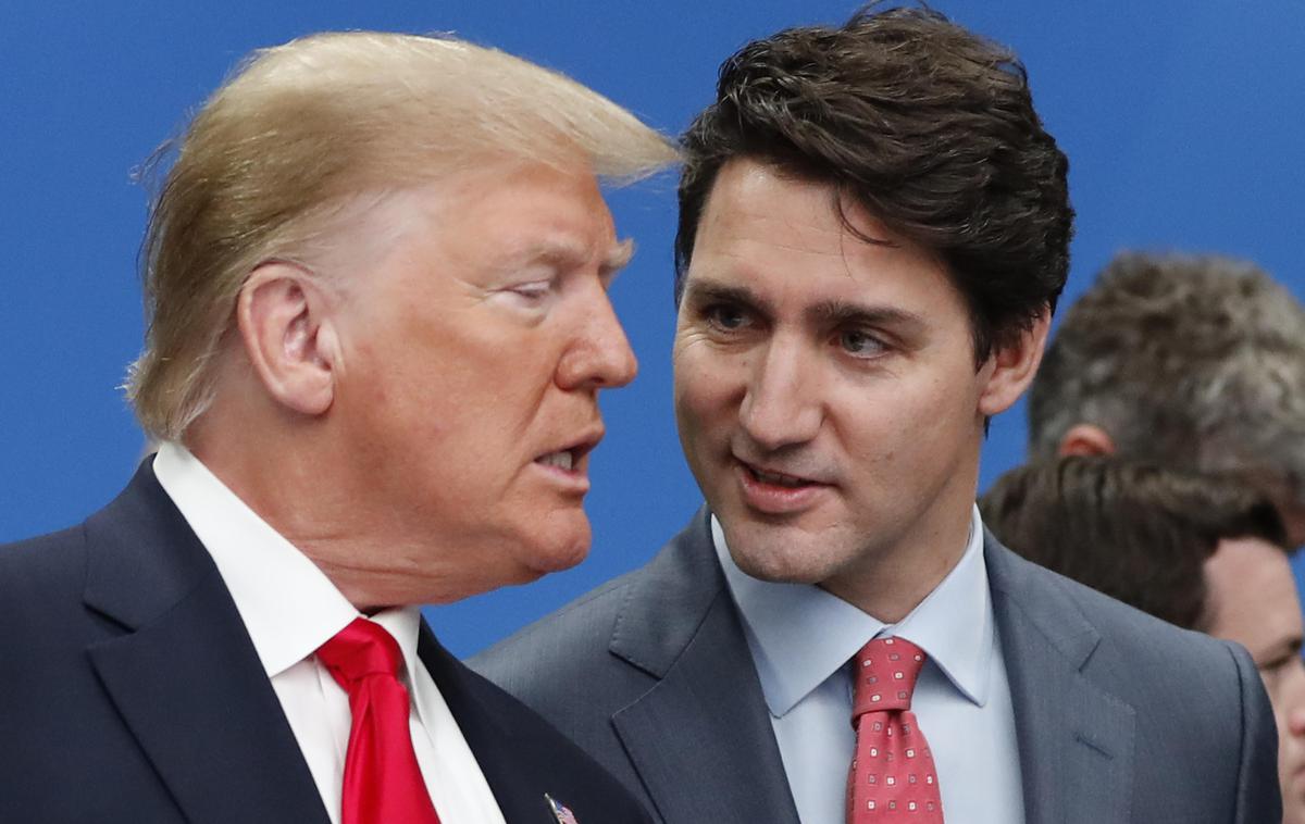 Donald Trump in Justin Trudeau | Donald Trump je po volitvah začel Američanom obljubljati priključitev Kanade kot 51. ameriške zvezne države, odhajajočega kanadskega premierja Justina Trudeauja pa je začel označevati kot guvernerja (to je naziv voditeljev ameriških zveznih držav). | Foto Guliverimage