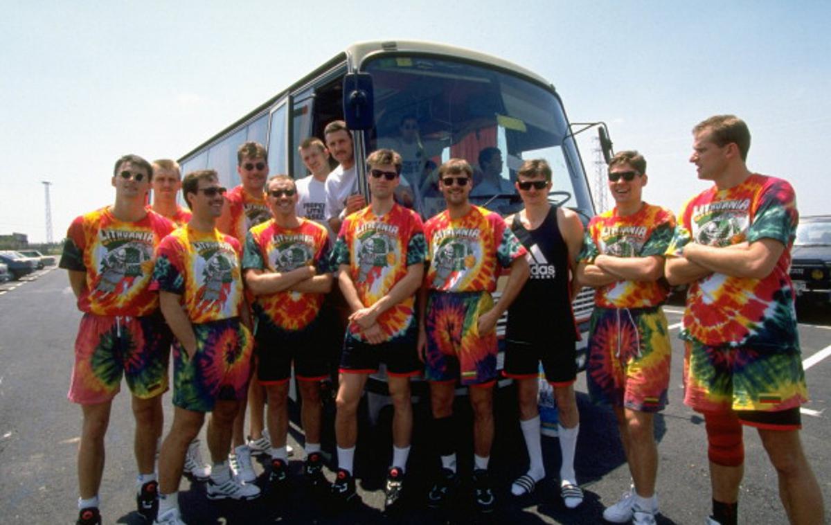 Litva 1992 | So to podporniki skupine Grateful Dead? Ne, to so litovski košarkarji, ki so na olimpijskih igrah v Barceloni osvojili bronasto odličje. | Foto Guliver/Getty Images