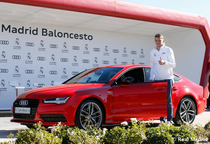 Audi je sponzor košarkarskega kluba Real Madrid. Naš čudežni deček košarke si je kot uradno vozilo zato izbral prejšnjo generacijo A7. | Foto: Realmadrid.com