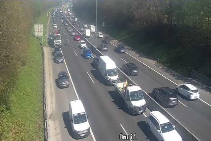 Na ljubljanski severni obvoznici dve prometni nesreči