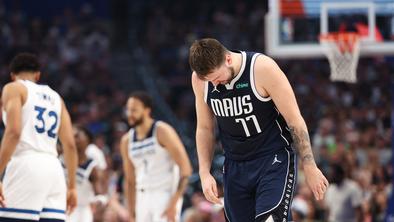 V Dallasu zavladala tišina, Luka Dončić in soigralci sklonjenih glav