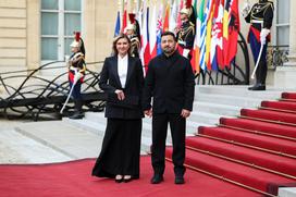 Večerja pri Macronu