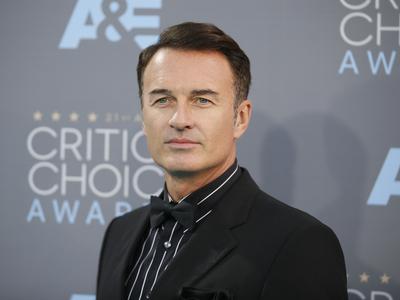 Umrl zvezdnik Julian McMahon
